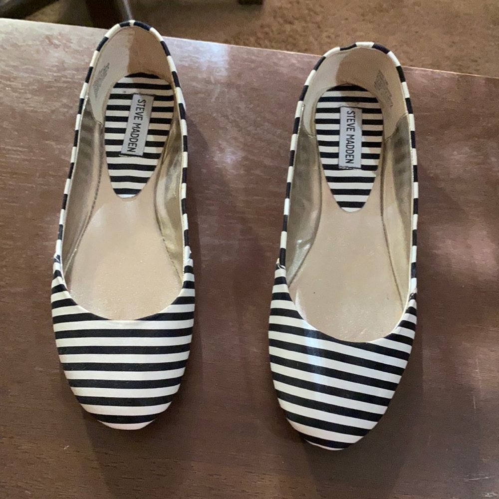 Steve Madden flats